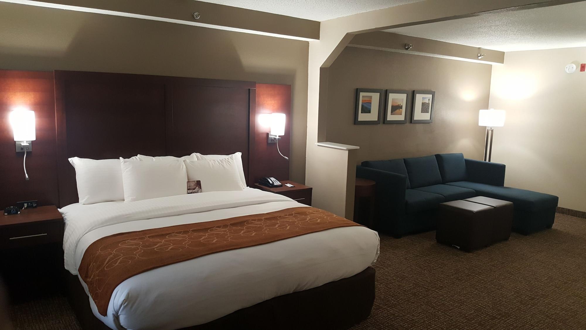 Comfort Suites Knoxville Airport Алкоа Екстериор снимка