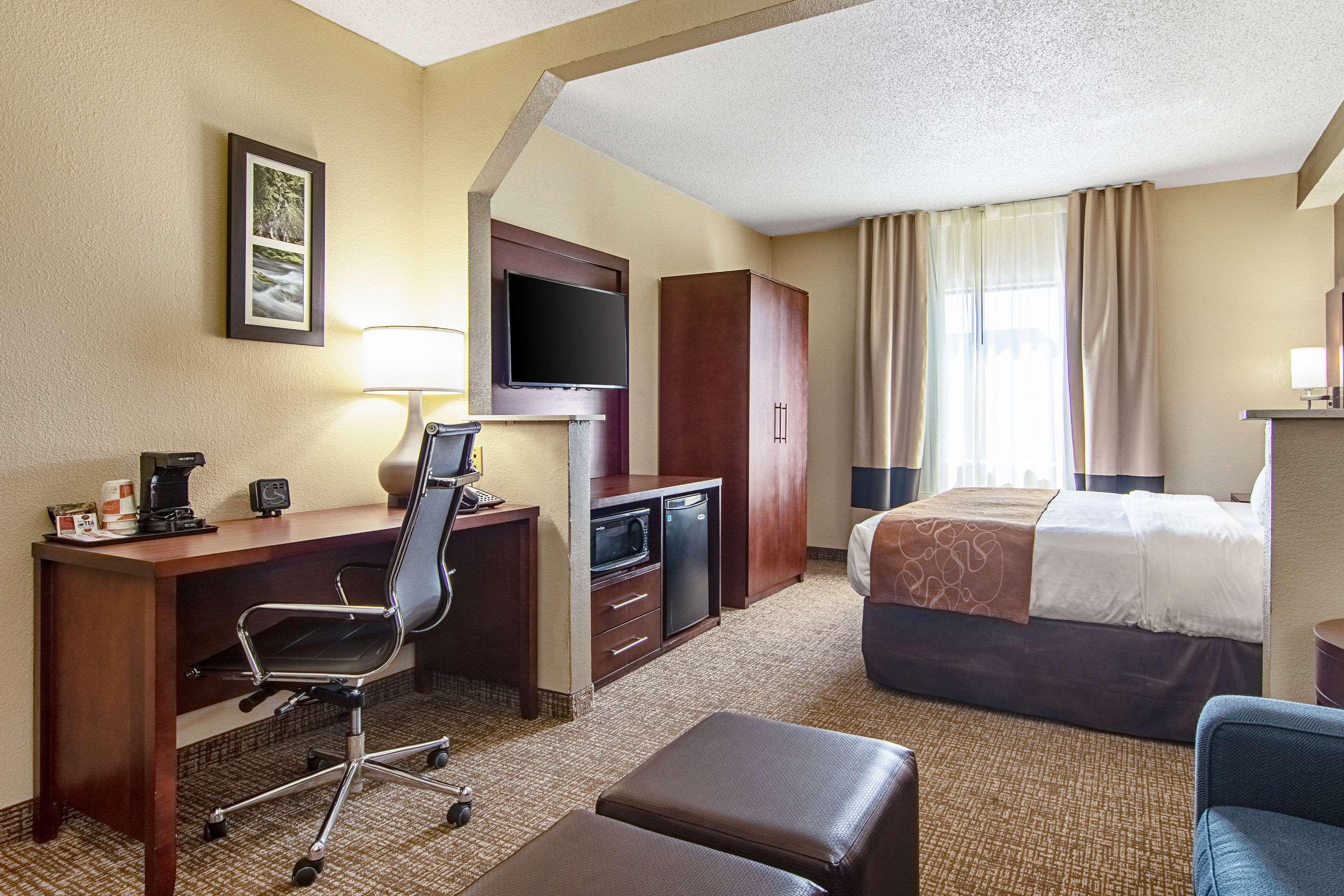 Comfort Suites Knoxville Airport Алкоа Екстериор снимка
