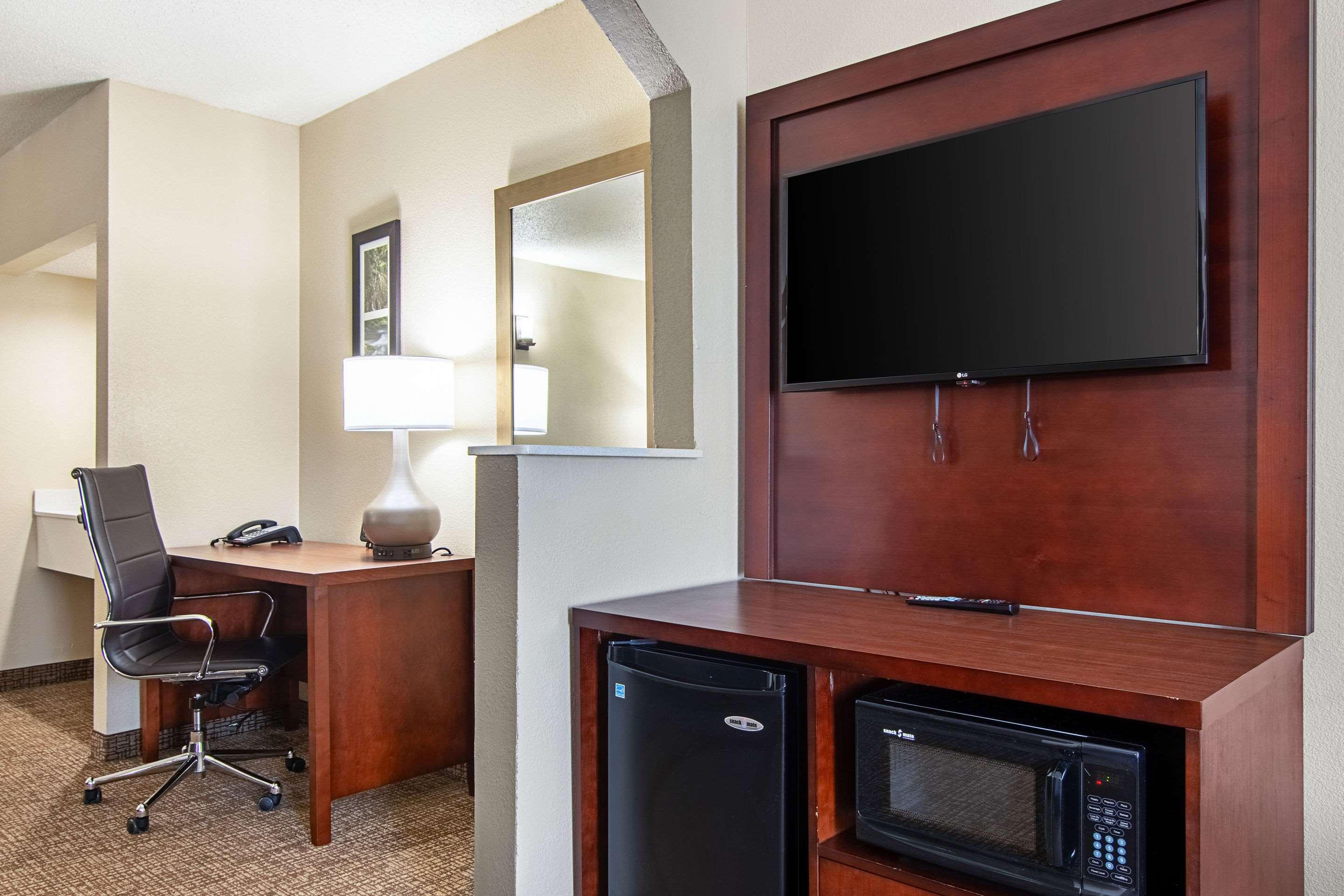 Comfort Suites Knoxville Airport Алкоа Екстериор снимка