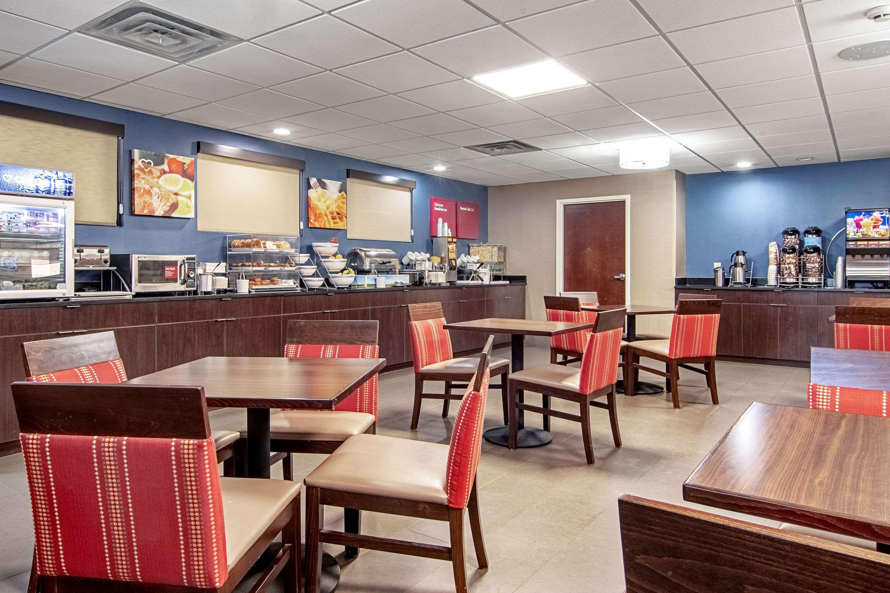 Comfort Suites Knoxville Airport Алкоа Екстериор снимка