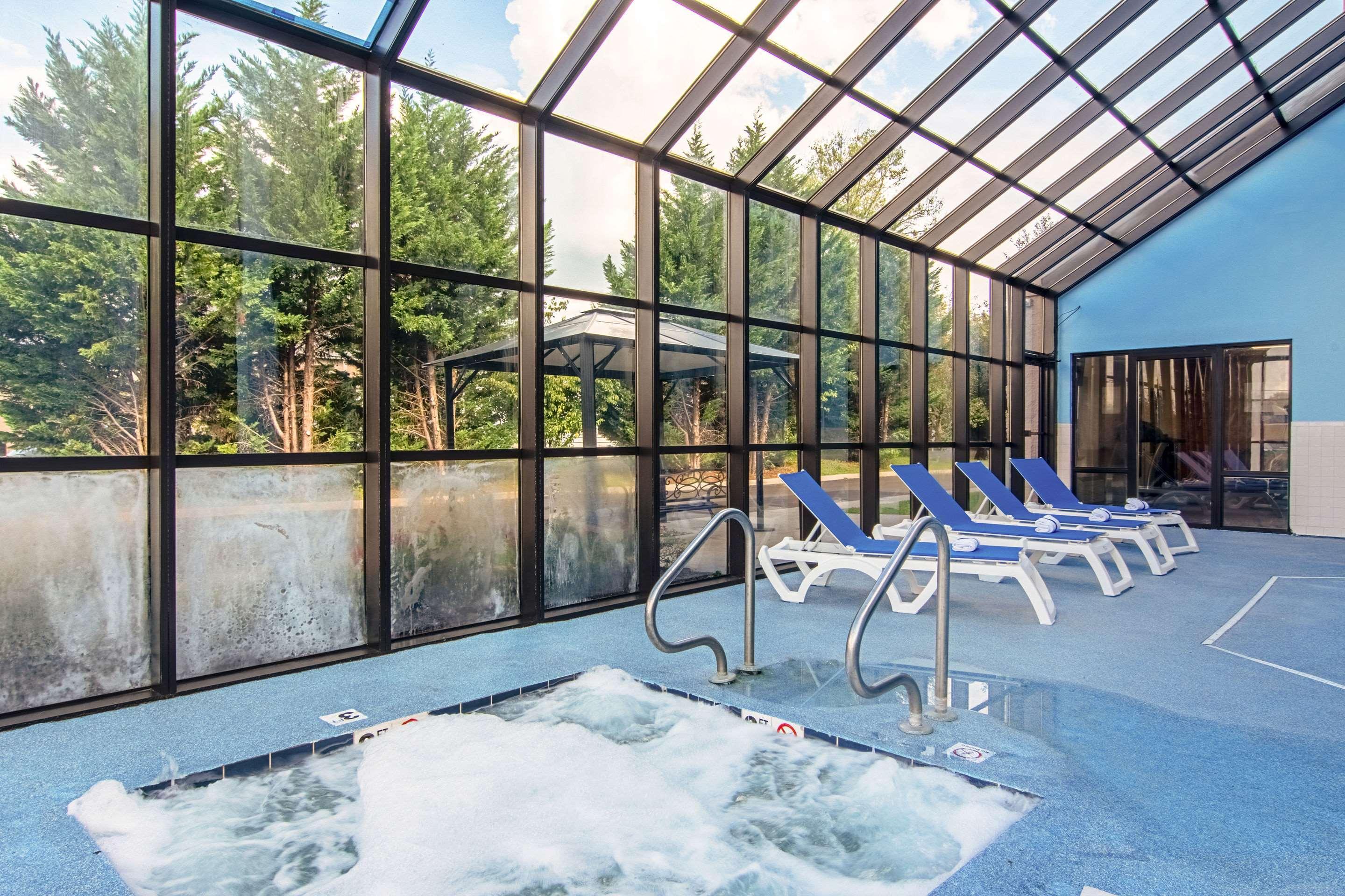 Comfort Suites Knoxville Airport Алкоа Екстериор снимка