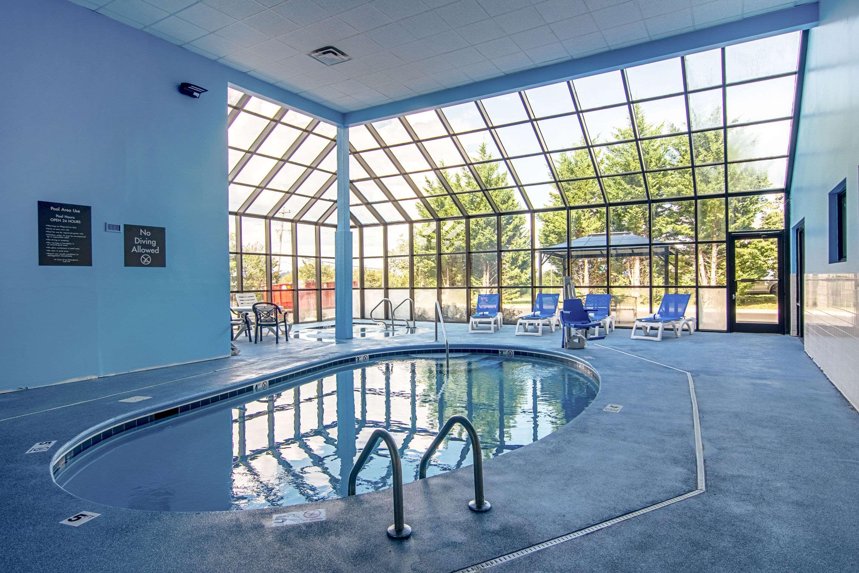 Comfort Suites Knoxville Airport Алкоа Екстериор снимка